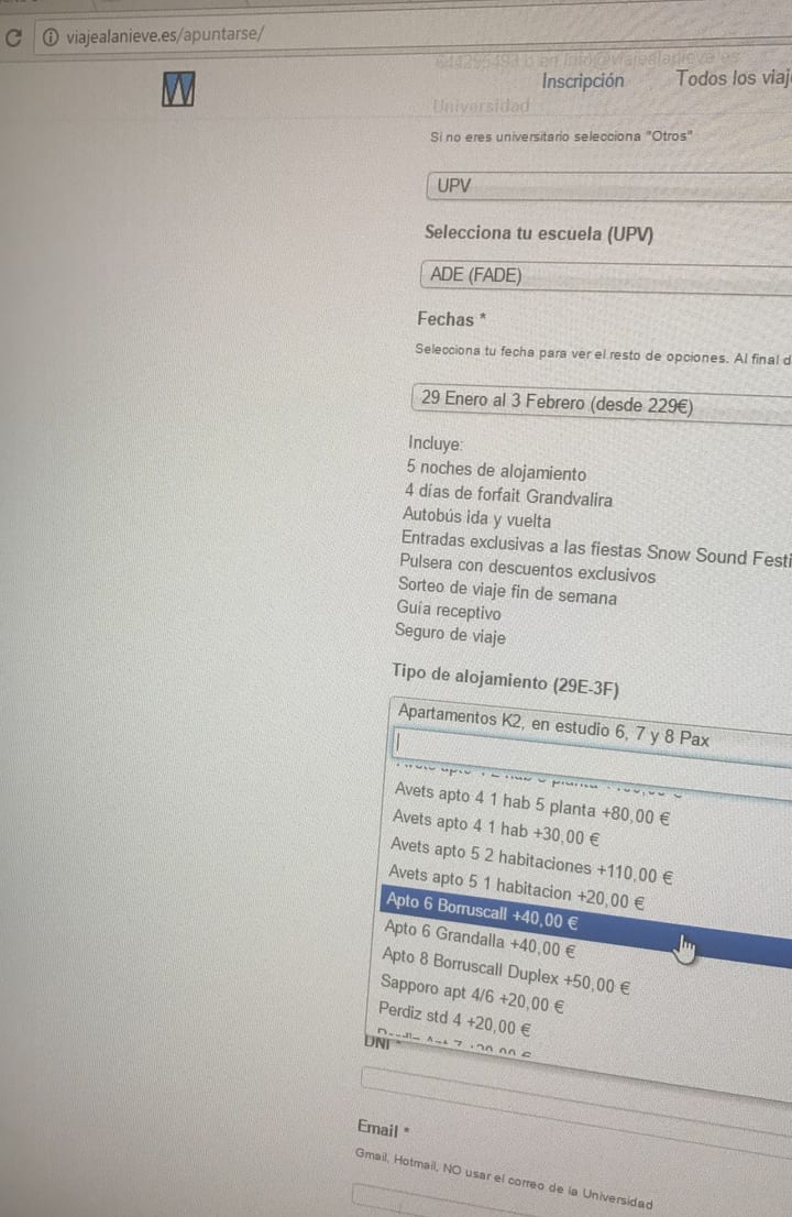 Formulario de inscripción de viajealanieve.es: universidad, escuela de la UPV, fechas, qué incluye el viaje y tipo de alojamiento con suplementos
